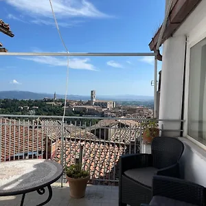 Attico Con Terrazzo Panoramico A 200 Mt Dal Duomo Apartment Perugia